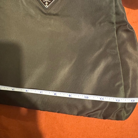 Prada medium-sized bag olive green - Picture 10 of 12